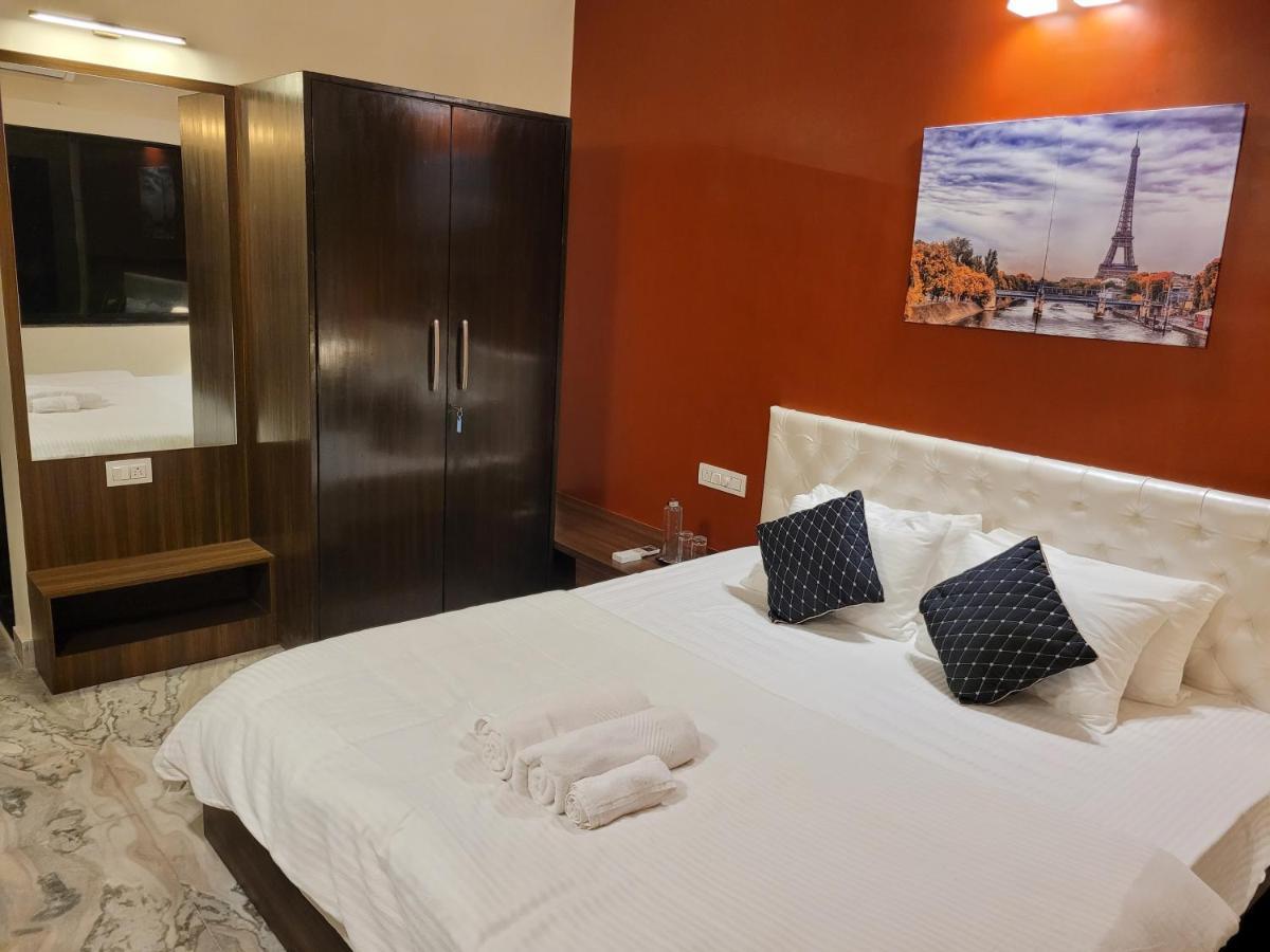 Luna Villa By Angel Stay - Three Bedroom Villa In Lonavala Exterior foto